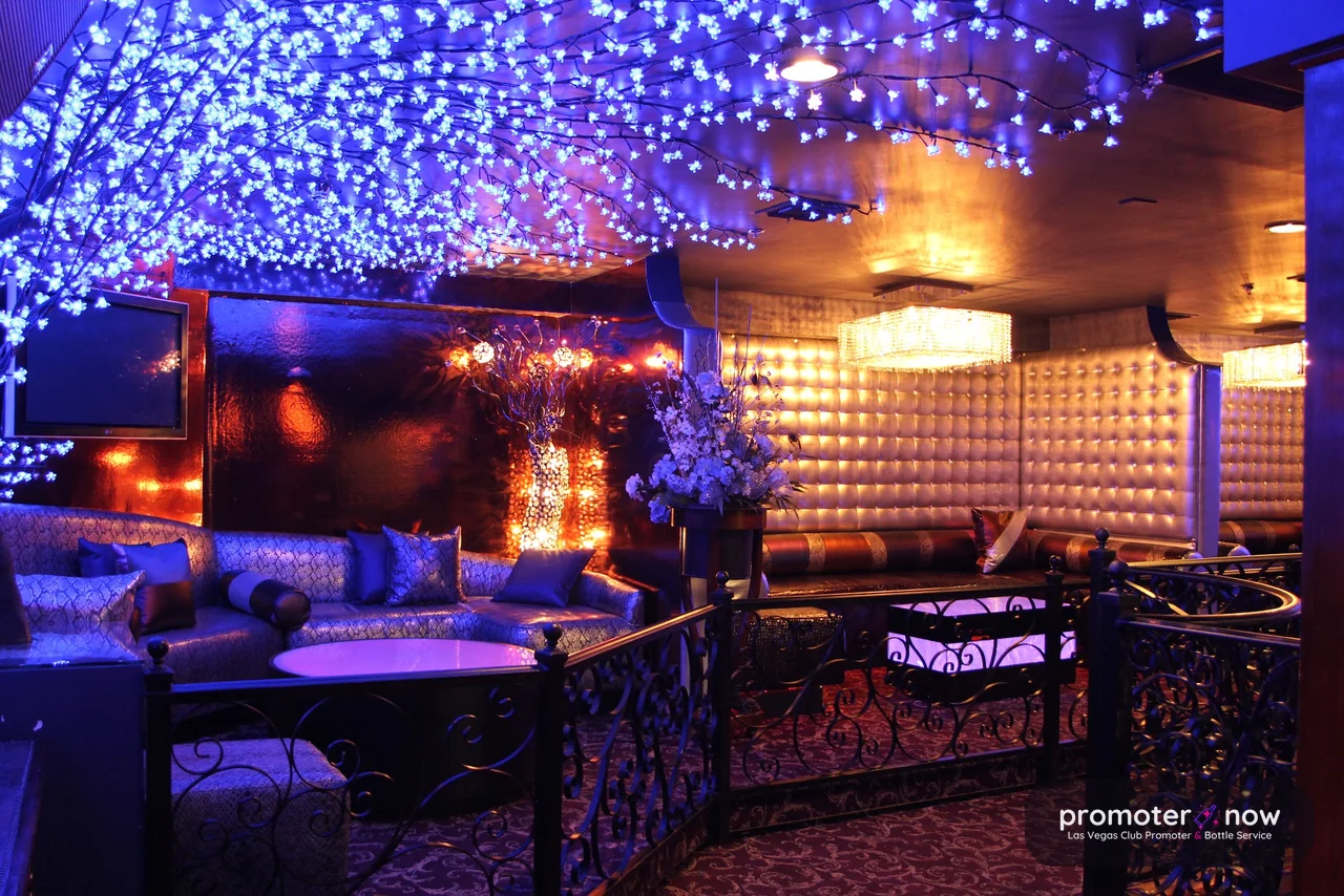 8 1/2 Ultra Lounge, a gay bar in Las Vegas