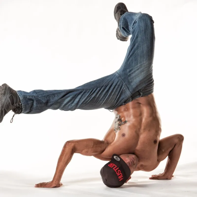 Kings of Hustler acrobatic breakdance number