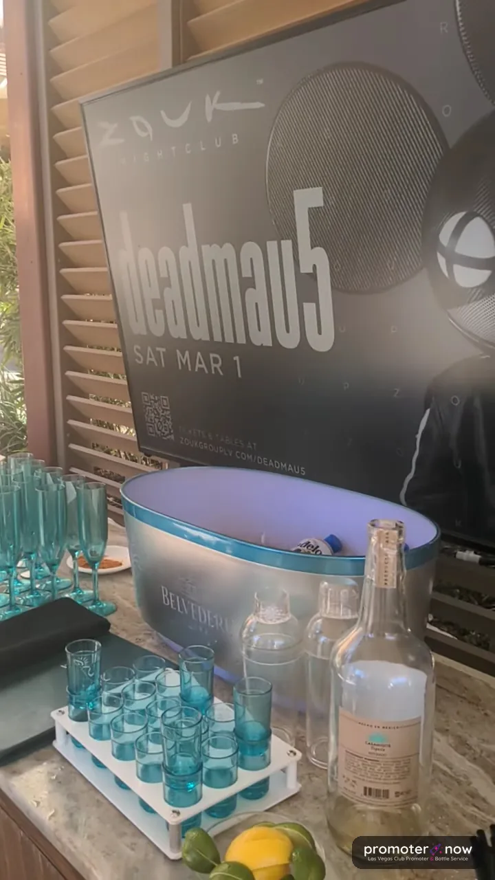 Ayu Dayclub Las Vegas