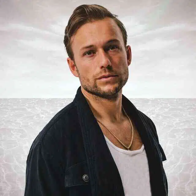 Party Favor at Wet Republic Las Vegas
