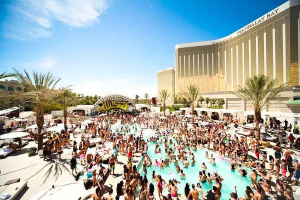 Daylight pool party vegas